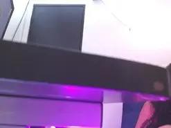 Amateur Live Sex Cam of Amymartin