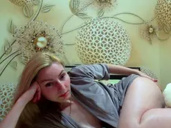 Amateur Live Sex of Yourrealgirl