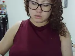 Amateur Live Sex Cam of Curly_greeneyed