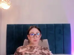Amateur Live Sex Cam of EmilyWatson