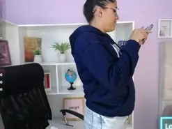 Amateur Sex Cam of chantal_adams0
