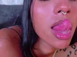 Amateur Adult Webcams of taty_miller