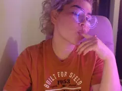 Amateur Adult Webcams of Cyndi_rockefell