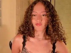 Amateur Sex Cam of ChloeMoreti