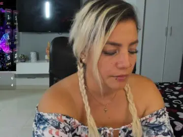 Bongacams Live Sex Cam of luckyjok