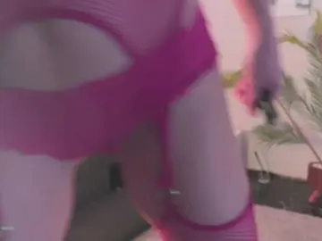 Bongacams Watch Live Sex Cams of BlackValeri