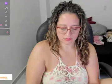 Bongacams Best live sex cam show of alejandramilf