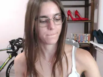 Bongacams Sex Cam of MegiKiss