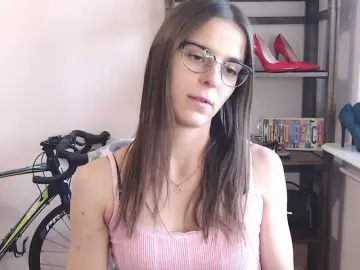 Bongacams Nude Webcam of MegiKiss