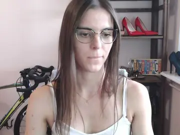 Bongacams Watch Live Sex Cams of MegiKiss