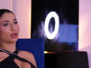 Bongacams Nude Webcam of ChloeSinn
