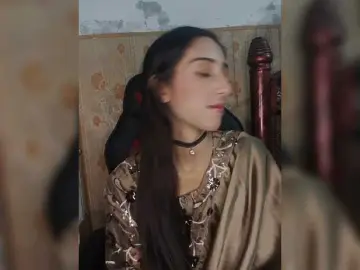 Bongacams Nude Webcam of AlinaPopy
