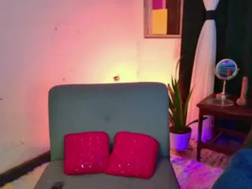 Bongacams Adult Webcam of PeachNymph