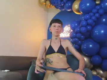 Bongacams Live Sex Cam of LiamBrown09