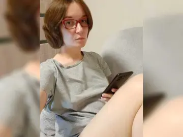 Bongacams Watch Live Sex Cams of r-o-s-e-Soffi