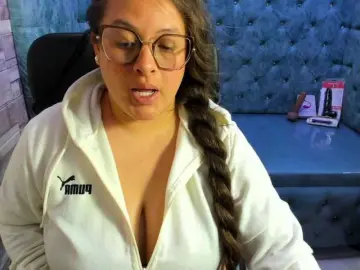 Bongacams Free Porn Cam of SaraThonson