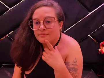 Bongacams Adult Video Chat of SaraThonson