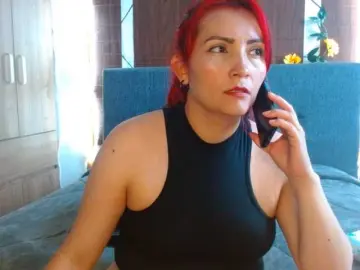Bongacams Private Sex Chat of nanis-milf