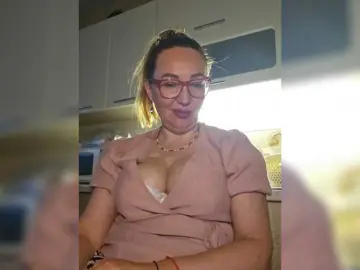 Bongacams Best Webcam of Pink-Lips