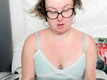 Bongacams Live Porn of BonnieFlirt