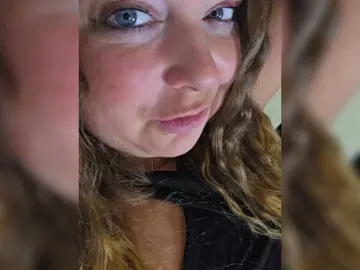 Bongacams Live Porn of HairyCrotch
