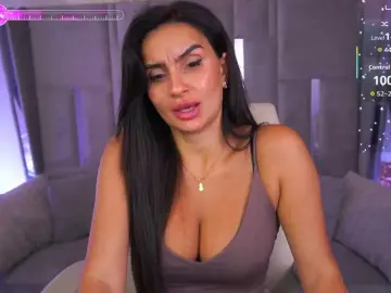 Bongacams Adult Video Chat of AnzhyTeqila