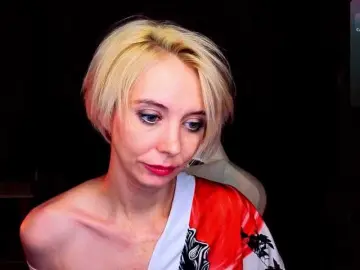 Bongacams Best live sex cam show of BlondIce