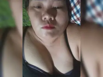Bongacams Free Live Porn of Chemaihot96