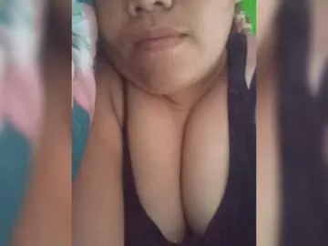 Bongacams Nude Webcam of Chemaihot96