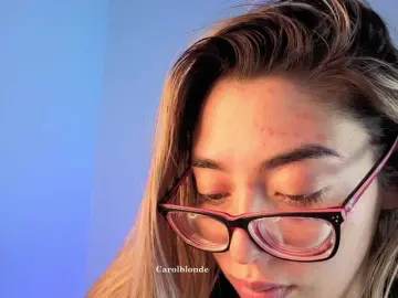 Bongacams Adult Webcam of Charlotte-glasses