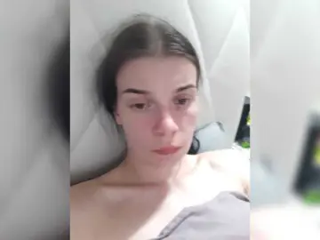 Bongacams Sex Cam of ShellBixAngeLL