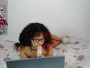 Bongacams Live Porn of milanxbunny333