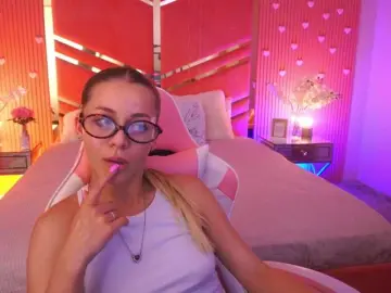Bongacams Live Sex of LoveeDove