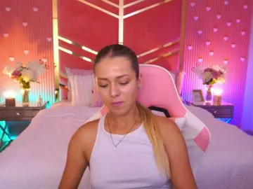 Bongacams Private Sex Chat of LoveeDove