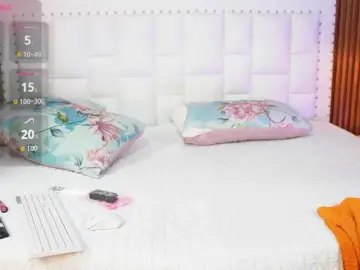 Bongacams Free Porn Cam of horny18girl