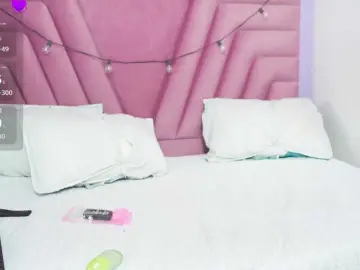 Bongacams Live Porn of horny18girl