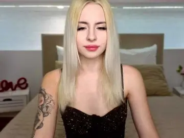 Bongacams Live Sex Cam of Bella-crazyy