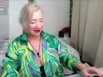 Bongacams Private Sex Chat of hunters-woman