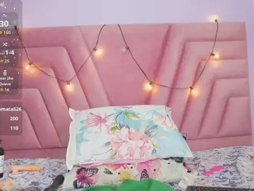 Bongacams Watch Live Sex Cams of naughtyyindiann