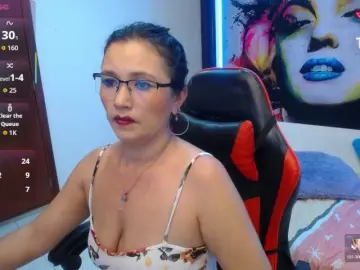 Bongacams Private Sex Chat of noelia-milf19