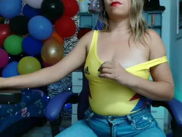 Bongacams Free Porn Cam of hot-sexy-bunny