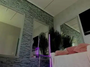 Bongacams Live Sex of Reina-Cummings