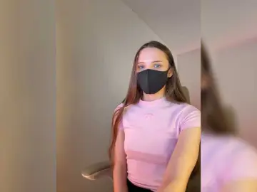 Bongacams Free Porn Cam of SweetIra
