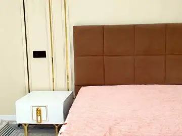 Bongacams Watch Live Sex Cams of maddieperezzz
