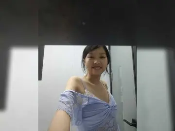 Bongacams Adult Video Chat of Selinababy99