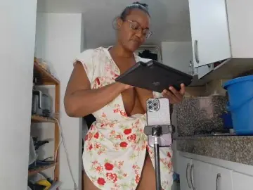 Bongacams Adult Webcam of LiraRusso1