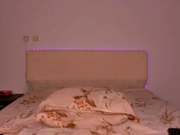 Bongacams Watch Live Sex Cams of AnnesCora