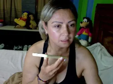 Bongacams Nude Webcam of Charlizetheron1