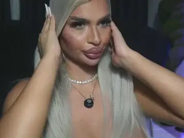 Bongacams Private Sex Chat of ChrystalCade