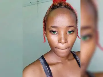Bongacams Nude Webcam of BlacksugarBaby